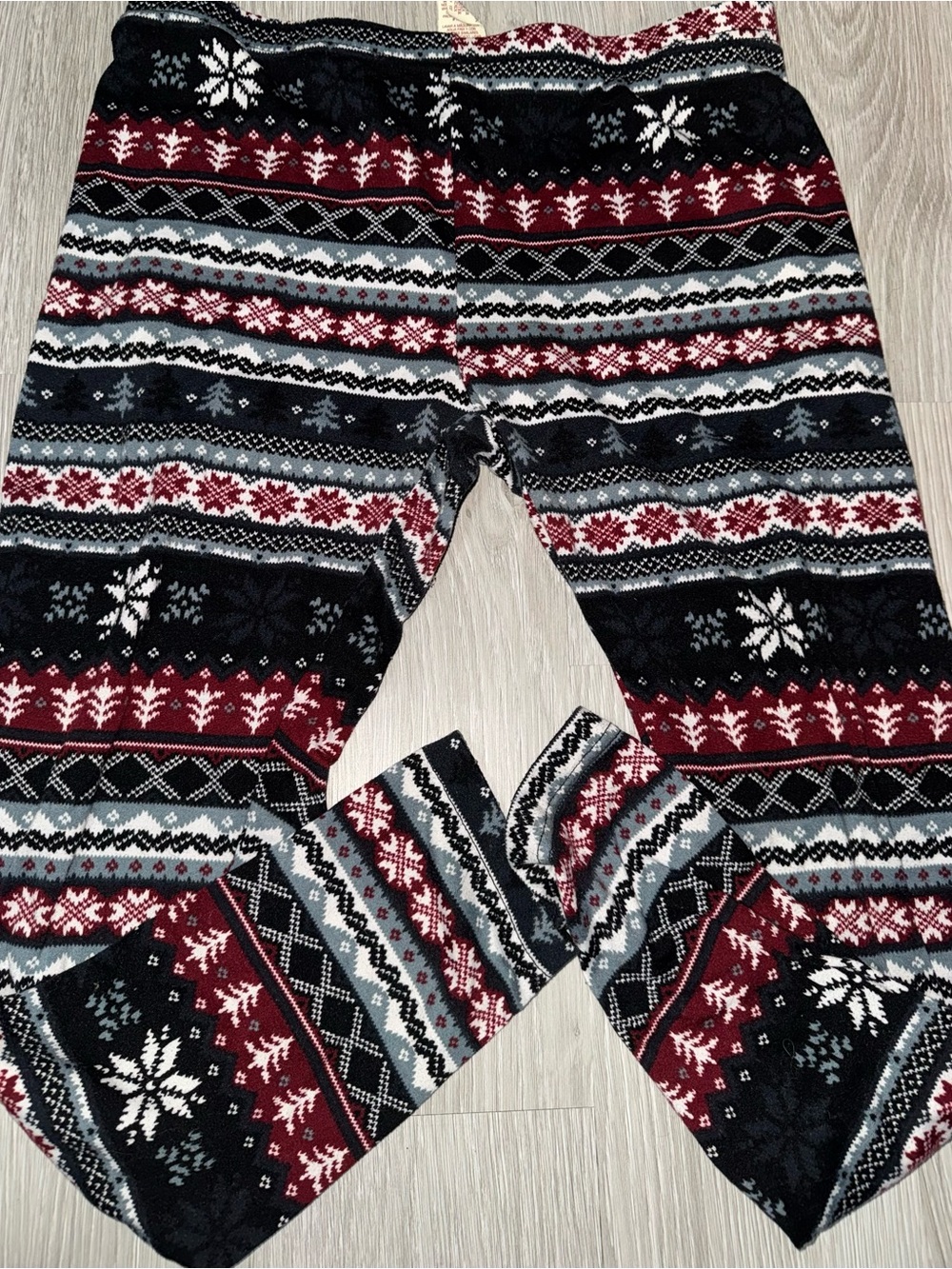 Women’s Fair Isle Patterned Leggings - Black / Red / White